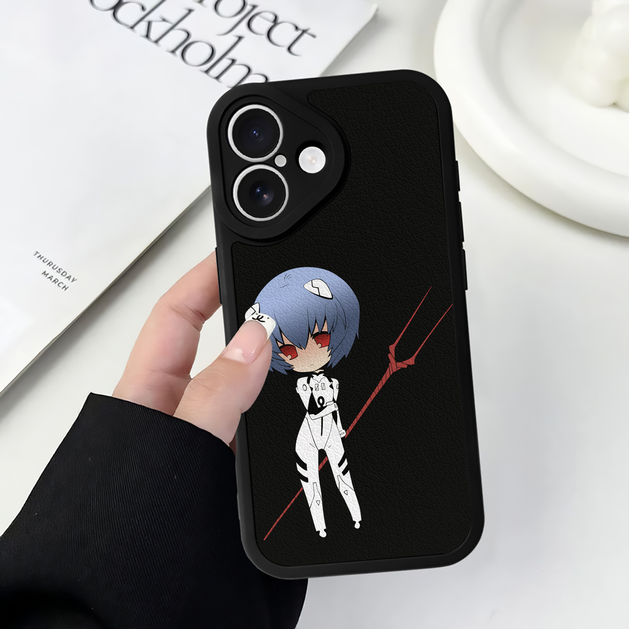 （画像用） EVA 新世紀エヴァンゲリオン 【iPhone 16シリーズ対応】シリコンスマホケース（レザー調） 材質：シリコン